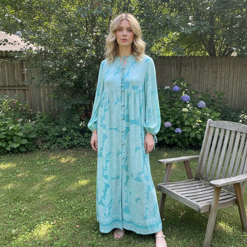Donald Brooks for Maidenform Vintage 1970s Floral Turquoise Housecoat